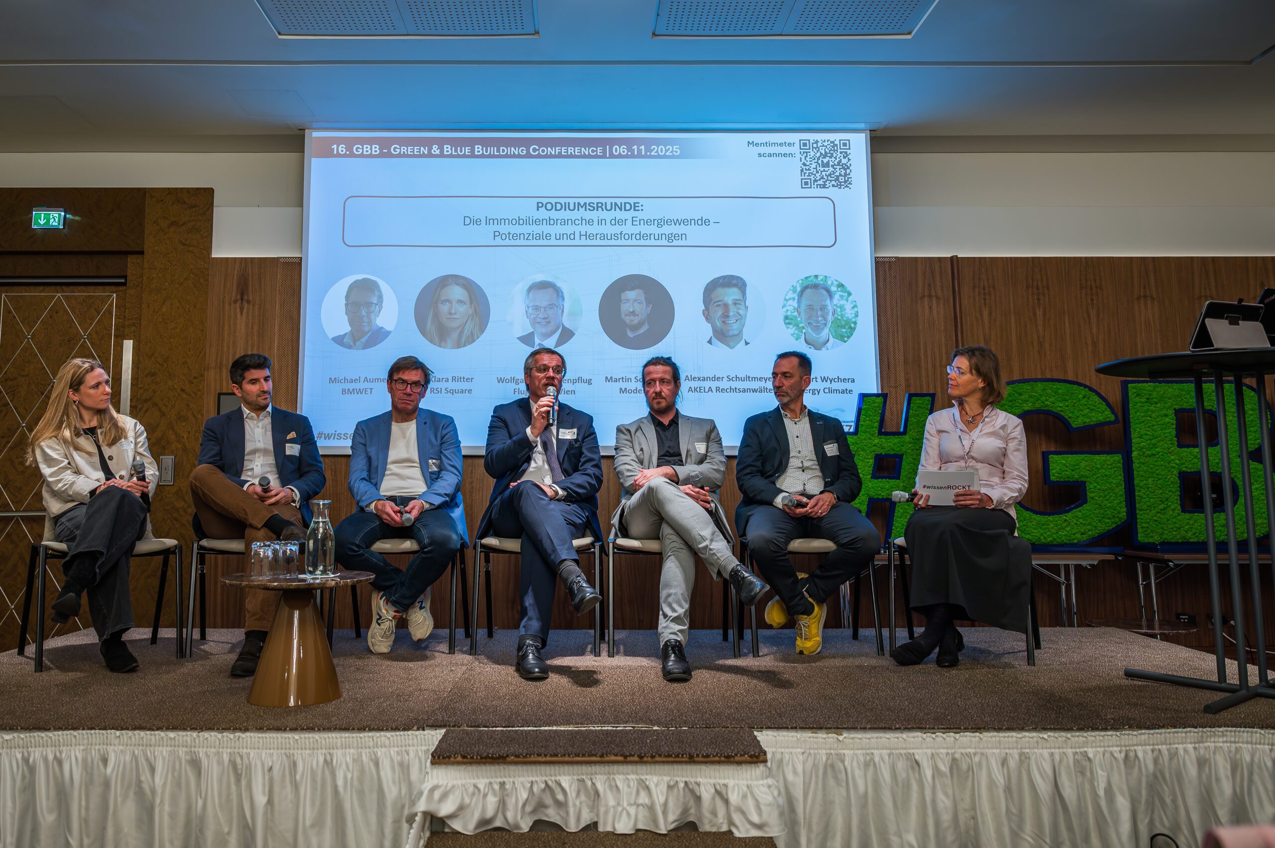 Martin Schröder auf dem Panel zur Energiewende auf der 16. GBB-Konferenz